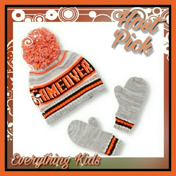 The Children's Place Other - HP ❤ Toddler boys hat and mittens set